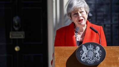 Theresa May bugün parti liderliğini bırakıyor