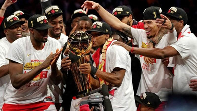 Toronto Raptors NBA tarihinde ilk kez şampiyon