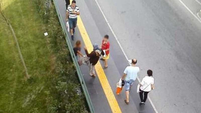 Dilenci 'Bölgemize girdiniz' diyerek Suriyeli çocukları dövdü