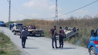 Oy kullanmaktan dönen aile trafik kazası geçirdi: 1 ölü, 1 yaralı