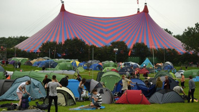 Game of Thrones yıldızları Glastonbury Festivali'nde ortaya çıktı