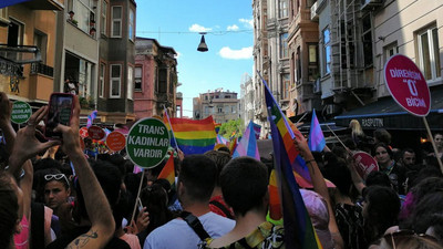 LGBTİ+’lara polis müdahalesi