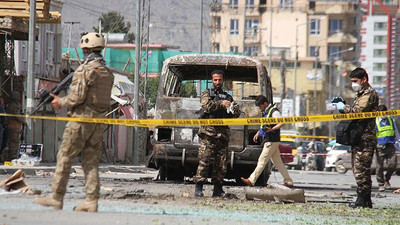 Afganistan'da bombalı araçlarla saldırı: 11 ölü