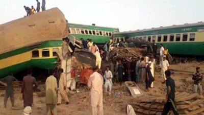 Pakistan'da tren kazası: 11 ölü