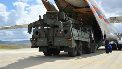 S-400'lerde bugün: Üçüncü Rusya uçağı Mürted'e indi