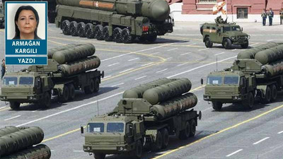 S-400’lü mehter yürüyüşü