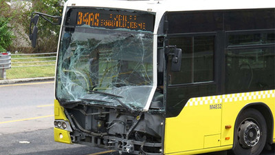 Metrobüs kazası: Yaralılar var