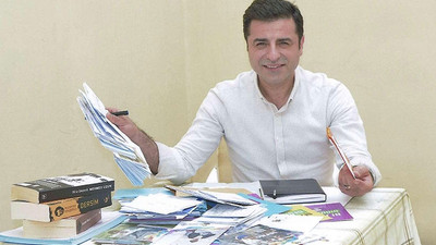 Demirtaş: Ben avukat ve siyasetçi olarak kimsem edebiyatta da aynı kişiyim