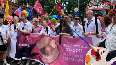 Hamburg’da 'Eşcinsel Festivali' büyük bir katılımla gerçekleşti