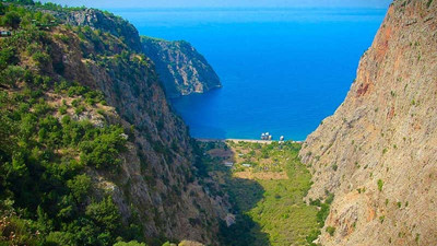 Kelebekler Vadisi'nin statüsü düşürüldü, yapılaşmaya açılmak isteniyor