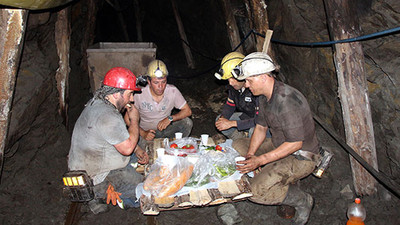 Madencinin sahur sofrası