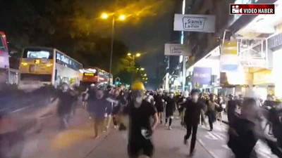 Hong Kong'ta protestolar devam ediyor