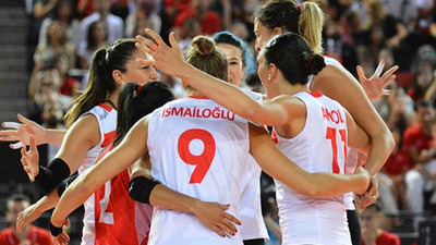 Kadın voleybol takımı finale yükseldi