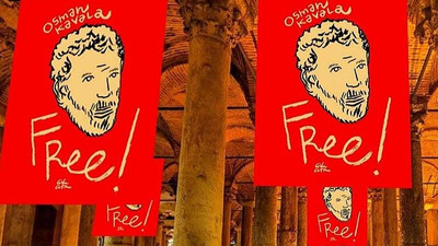 Bienal açılışında Osman Kavala eylemi