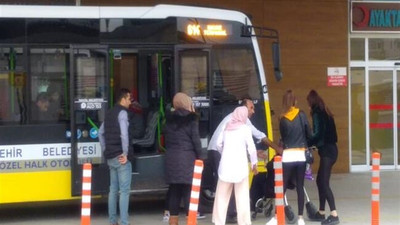 Halk otobüsü şoförü, fenalaşan yolcuyu araçla hastaneye götürdü