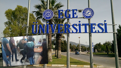 Ege Üniversitesi'nde Ankara Katliamı'nı anmak isteyen öğrenciler gözaltına alındı