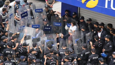 HDP'li milletvekilleri, polis ablukasından seslendi: Bu zorbalık sizin gidişiniz olacak