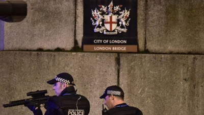 Londra saldırısı ile ilgili 12 gözaltı