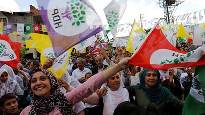 HDP kayyımlara karşı 'yeni yol' arayışında: Kurda teslim edilmek üzere kuzu değiliz