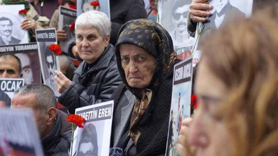 'Çiçeklerle donatacakları bir mezar' arayan kayıp yakınları