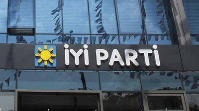 İYİ Parti'de 35 kişi görevinden istifa etti