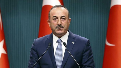 Çavuşoğlu: Adam gibi istese Yunanistan'a belgeyi verirdik