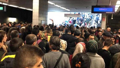 İstanbul'da bazı metro seferlerinde arıza, yoğunluk var