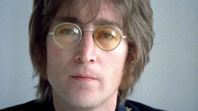 John Lennon'un gözlüğü 170 bin euroya satıldı