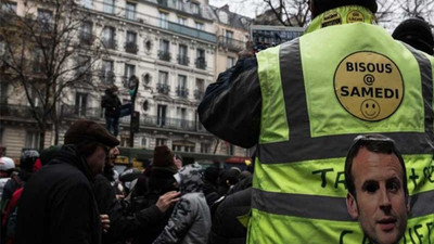 Macron: Endişelerinizin farkındayım, emeklilik reformu gözden geçirilecek