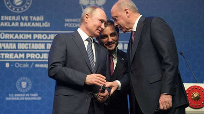 Erdoğan Putin'e kitap hediye etti