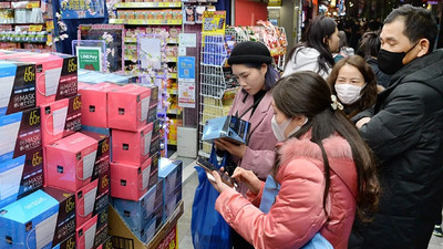 Koronavirüs fırsatçılığı: Maskeye altı kat fiyat istediler