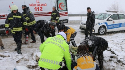 Erzincan’da yolcu otobüsü devrildi