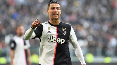 Ronaldo'nun çıkmadığı maça dava açan futbolseverler tazminat kazandı