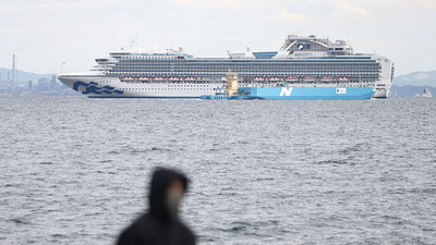 Japonya: Karantinaya alınan cruise gemisinin en az 10 yolcusunda Koronavirüs çıktı