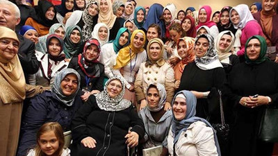 Emine Erdoğan, Erdoğan ile evlenmelerine aracılık eden kişi adına vakıf kurdu