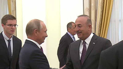 Rus radyosundan ilginç Çavuşoğlu anketi