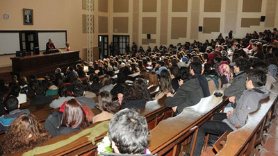 Erkek profesör sayısı kadınların iki katından daha fazla