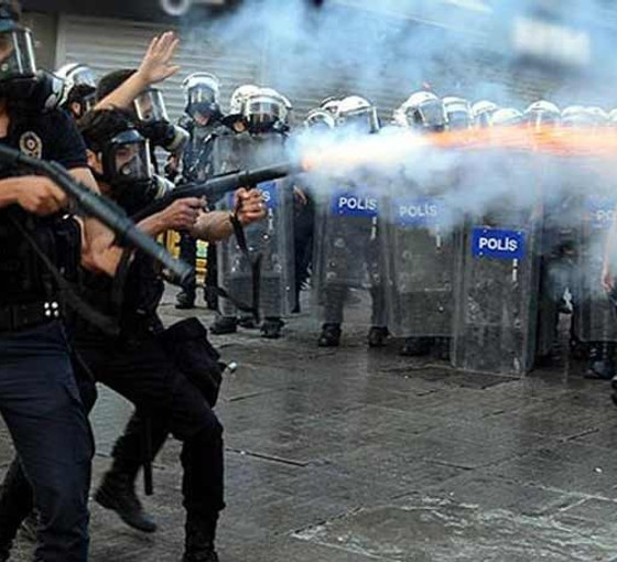 Emniyet, depoları dolduruyor: Gaz bombası ve TOMA suyu için ihale