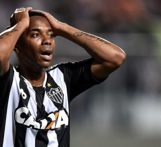 İtalya'da tecavüz suçundan 9 yıl hapis cezasına çarptırılmıştı: Robinho, Brezilya'da yakalandı