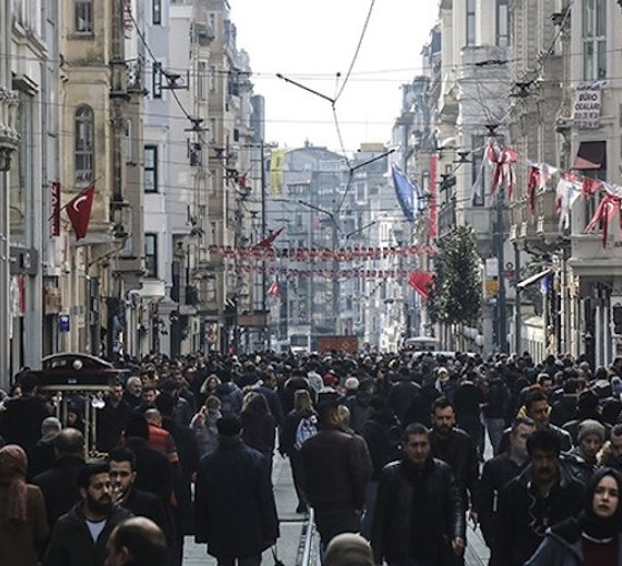 Türkiye'de 'ev genci' sayısı 3.2 milyonu geçti