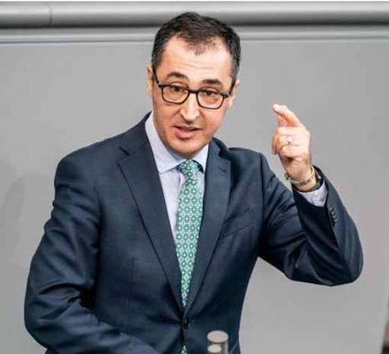 Cem Özdemir'den seçim yorumu: Erdoğan'ın görevden ayrılmayacağına dair endişeler yersiz değil