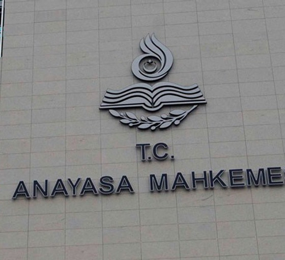 AYM, Öğretmenlik Meslek Kanunu'nun bazı maddelerini iptal etti