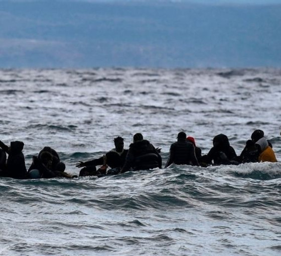 Yunanistan açıklarında bir göçmen botu daha battı: Üç ölü