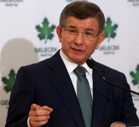Davutoğlu: Gelecek yöneticilerine Erdoğan'ın selamıyla teklifler yapılıyor