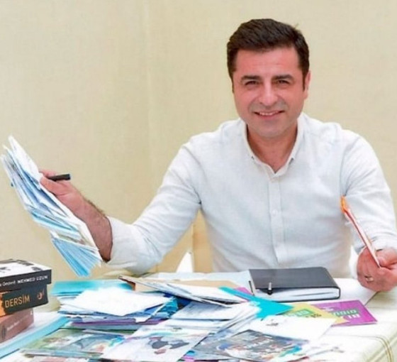 'Mücadeleye güç vermeye davet ediyorum'