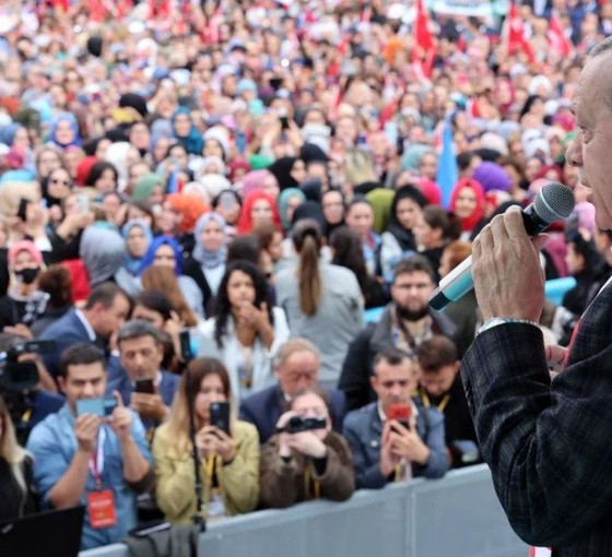 Erdoğan: Görevde olduğum sürece, faiz her geçen ay inmeye devam edecek