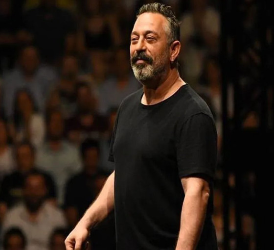 Boğaziçi mezunlarına kampüs engeline Cem Yılmaz'dan tepki: Wooow diyoruz ve geçiyoruz!