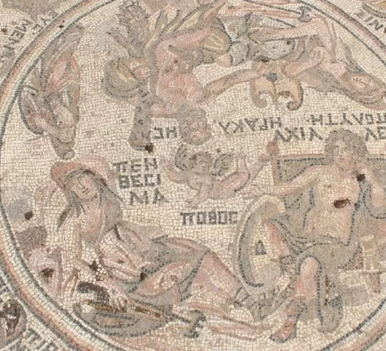 Suriye'de 'eşine az rastlanır' bir Roma mozaiği bulundu