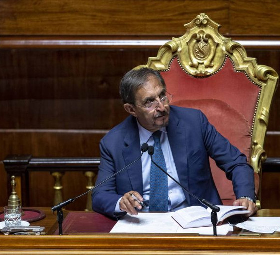 İtalya'da faşist döneme ait objeleri toplayan La Russa, Senato Başkanı oldu
