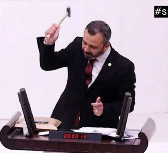 Şentop'tan Meclis'te çekiçle telefon kırılmasına dair açıklama: Ceza gerektiren bir durum